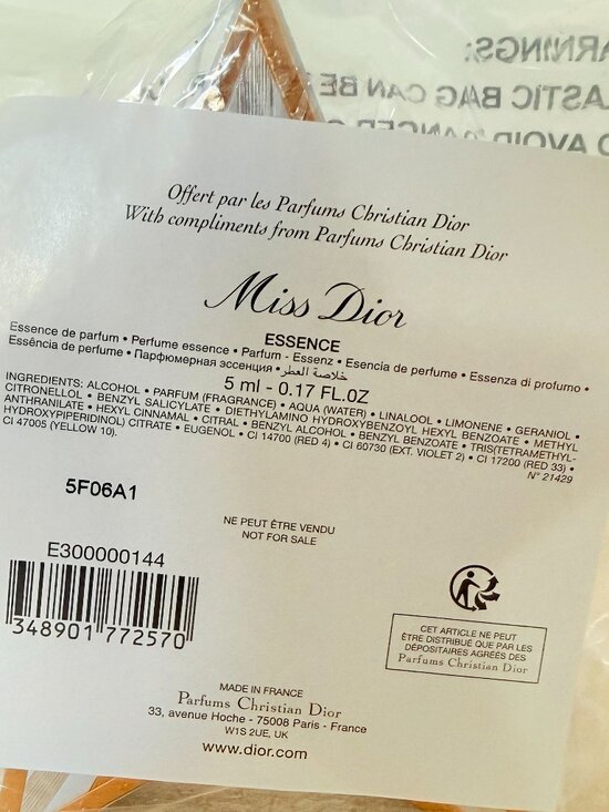 🌷New🌷Miss Dior Essence Kit in Special Limited-Edition Holiday Gift Set - Picture 5 of 9